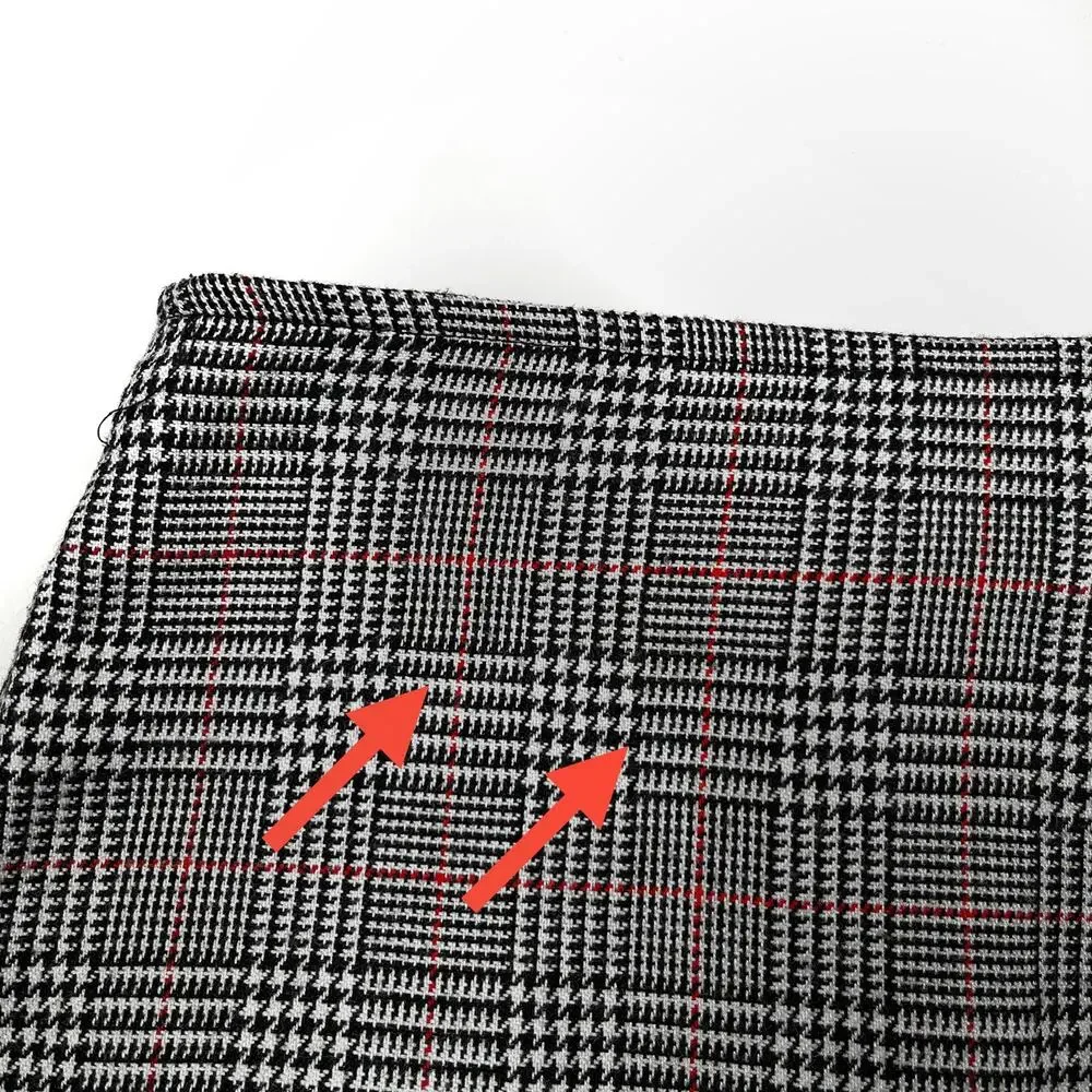 Y2K Serious Los Angeles Plaid Houndstooth Mini Skirt Small Vintage LA Clothing